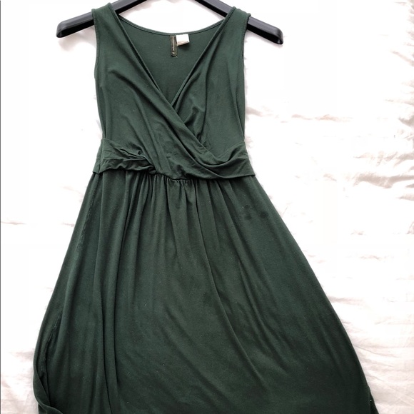 Mothers en Vogue Dresses & Skirts - Green maternity dress tank top Mothers en Vogue Dresses & Skirts - Green maternity dress tank top